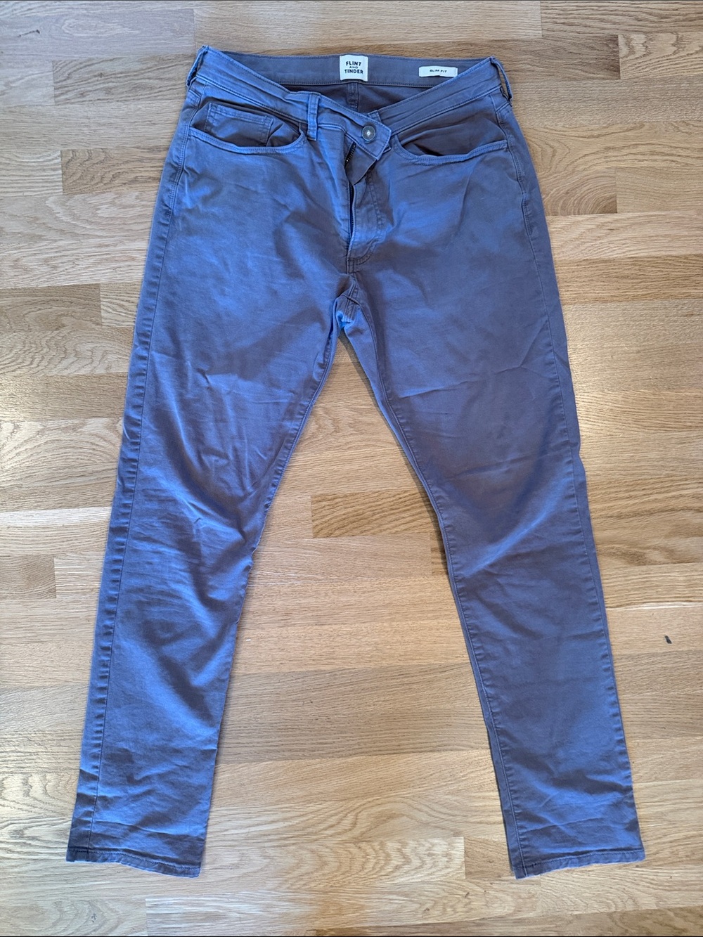 Slim Fit Men's Jeans in Washed Grey by Flint and Tinder sz 31x32
